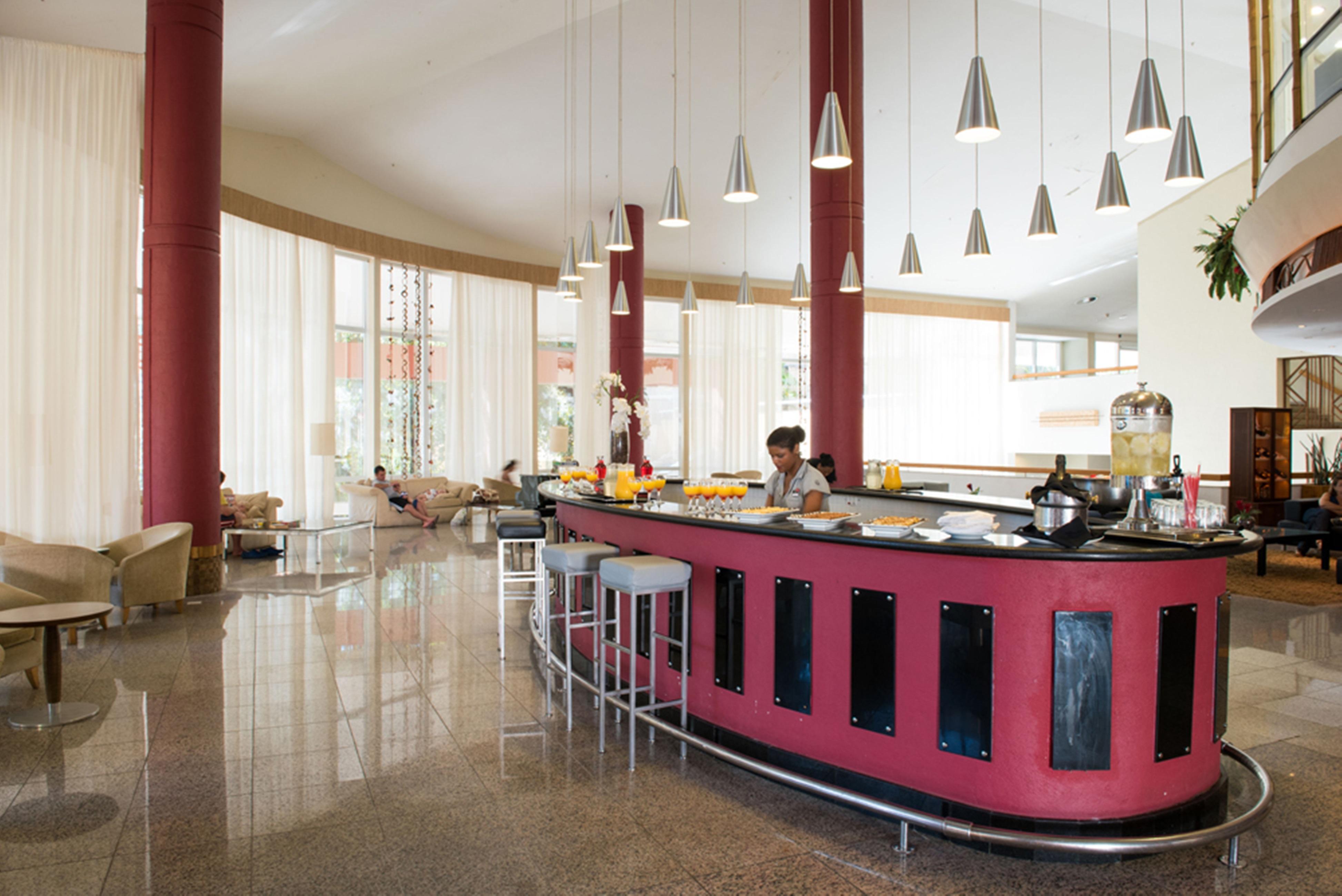 Vila Gale Eco Resort Angra 앙그라 두스 헤이스 외부 사진 The lobby of the hotel