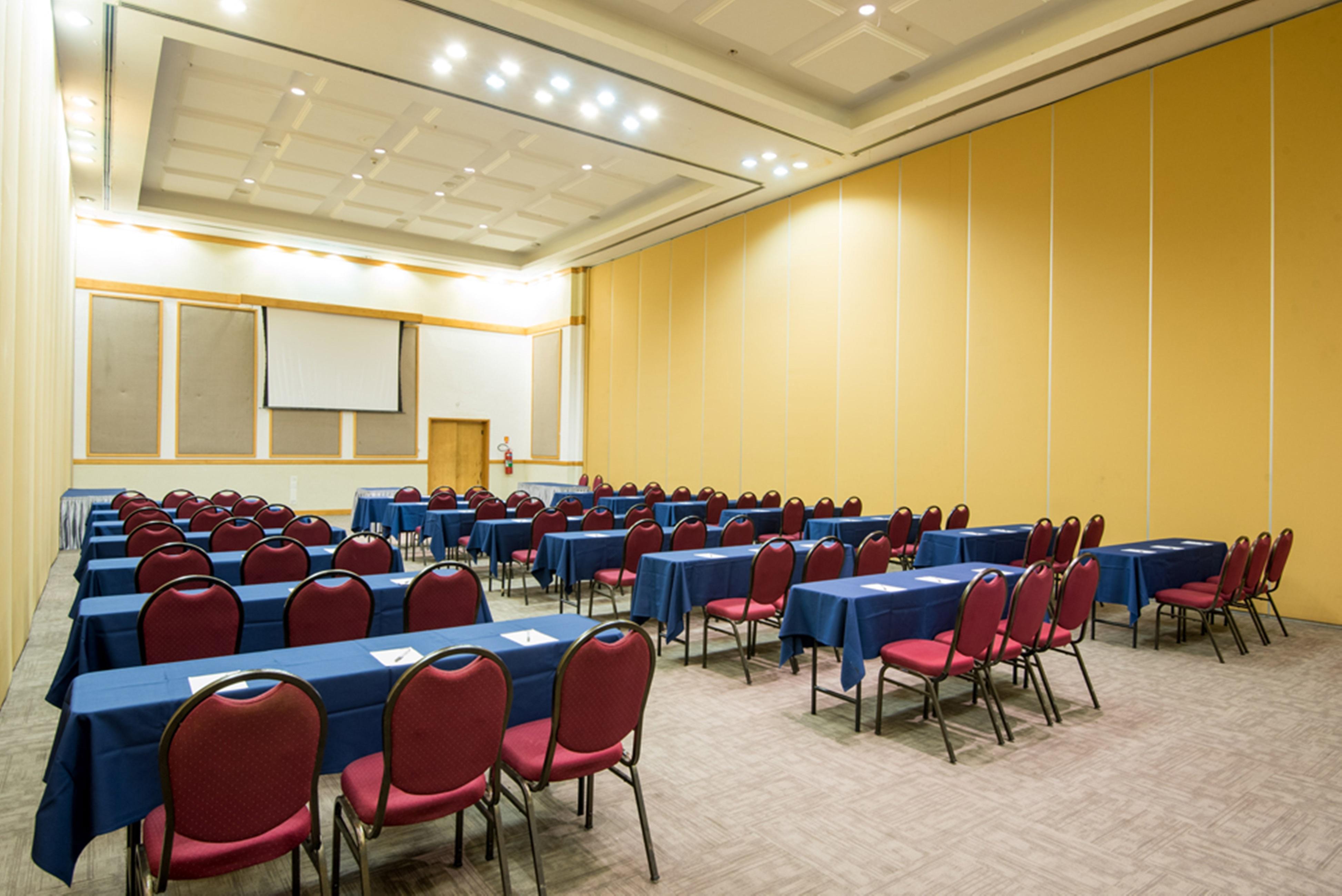Vila Gale Eco Resort Angra 앙그라 두스 헤이스 외부 사진 A typical conference room